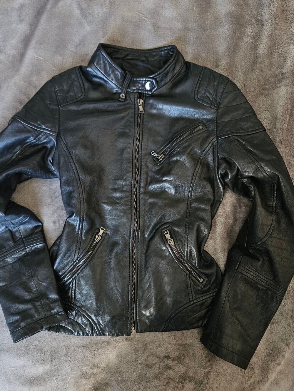 Real Leathe Black Jacket Size S